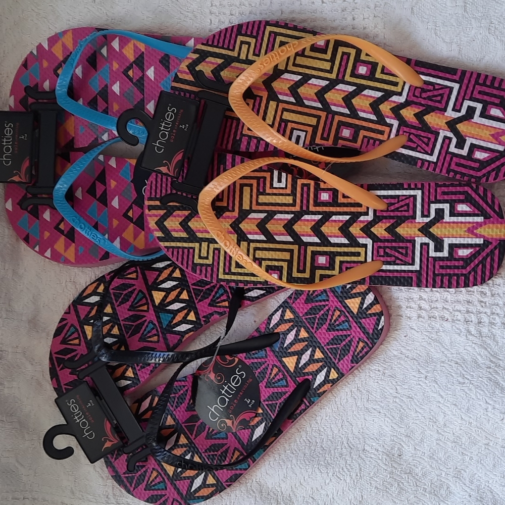 Flip Flops Chatties Colorful Fun Footwear Beach Pool Cruise Pedicure NWT